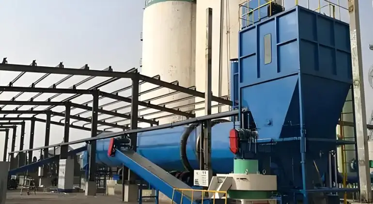 On-site factory picture of Chinese medicine residue drying line
