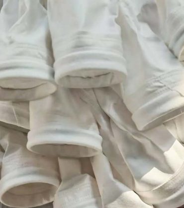 Darko PTFE Filter Bag - Advanced filtration solution featuring PTFE construction, ensuring long-lasting performance and reliability in industrial air filtration systems.