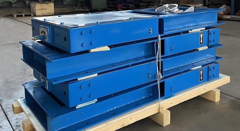 Manual Gate Valve - Reliable valve designed for controlling fluid flow in pipelines, featuring a robust construction for durability and ease of use.
