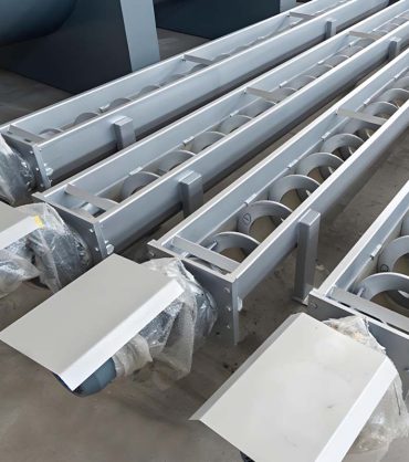 Darko Trough Screw Conveyor - Durable and efficient material handling system designed for transporting bulk materials in various industrial applications.
