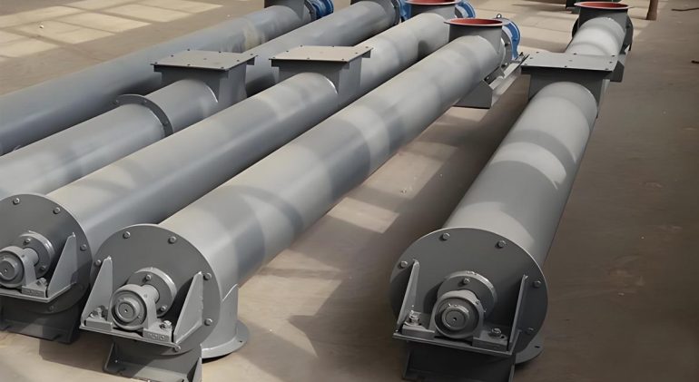 Darko TH Bucket Elevator - Robust and efficient solution for elevating bulk materials vertically, ideal for various industrial applications and maximizing space utilization.