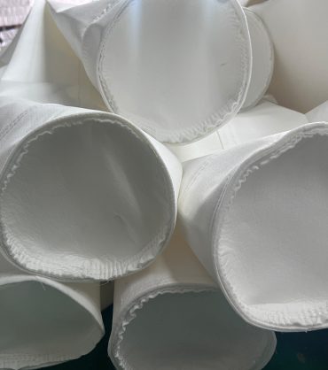 Darko PPS Filter Bag - Robust filter bag made from PPS material, providing excellent thermal stability and chemical resistance for effective dust control in industrial applications.